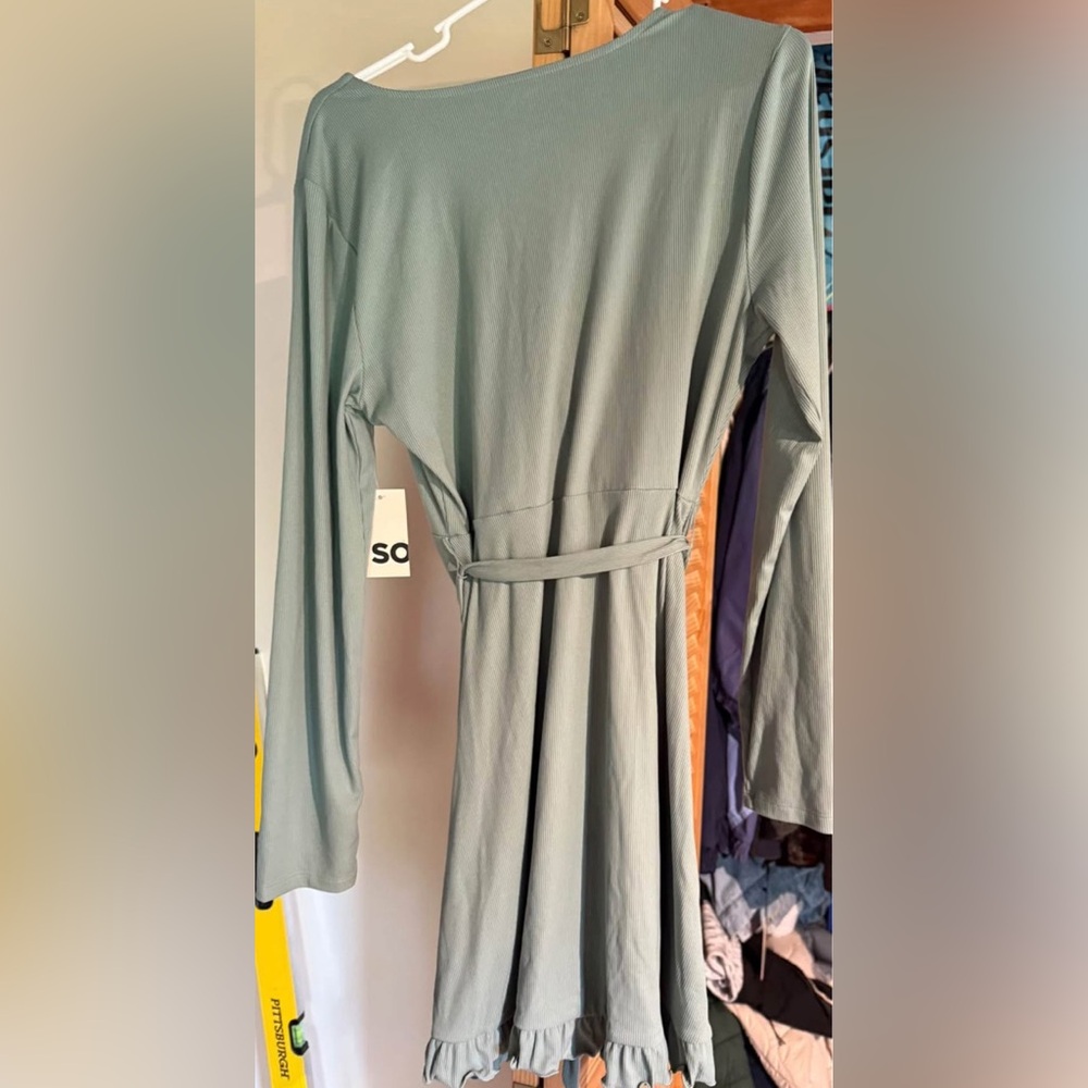 SO Green Long Sleeve Wrap Dress V-Neck - Picture 3 of 4